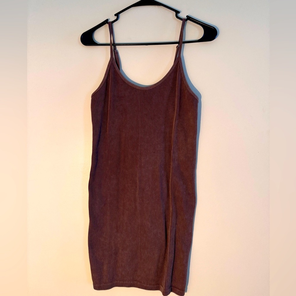 Brown fitted ribbed mini dress